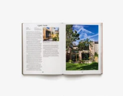 Reclaimed 12 Reclaimed -Waldecks Store 9781760761172.IN04 1