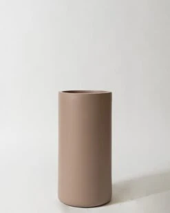 Casuarina Pot -Waldecks Store cassurinastuccosml