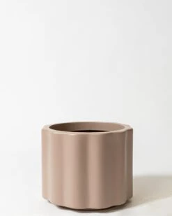 Lilly Pot 38 Lilly Pot -Waldecks Store lillyshrtlrgstucco