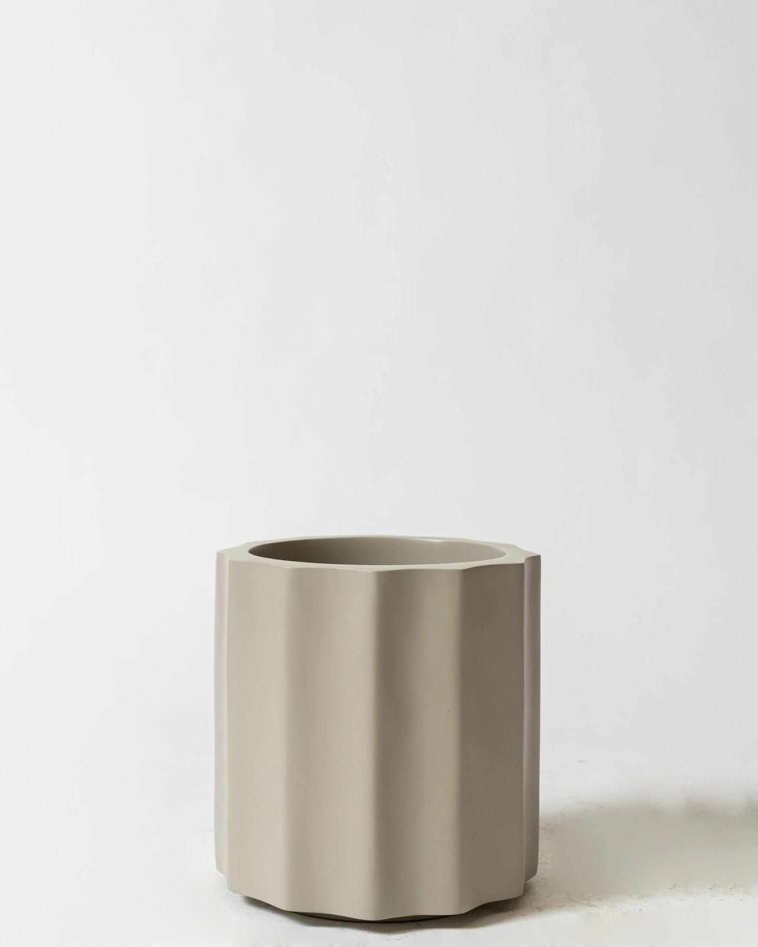 Lilly Pot 13 Lilly Pot - Image 13